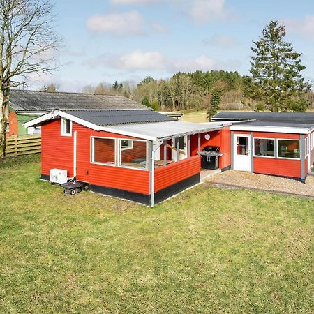 3 Bedroom Lovely Home In Give Uve エクステリア 写真