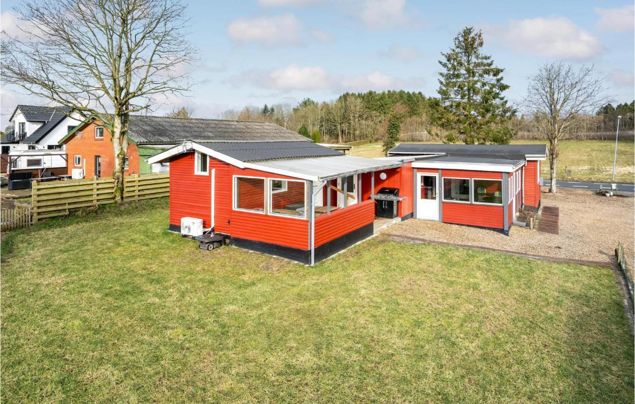 3 Bedroom Lovely Home In Give Uve エクステリア 写真