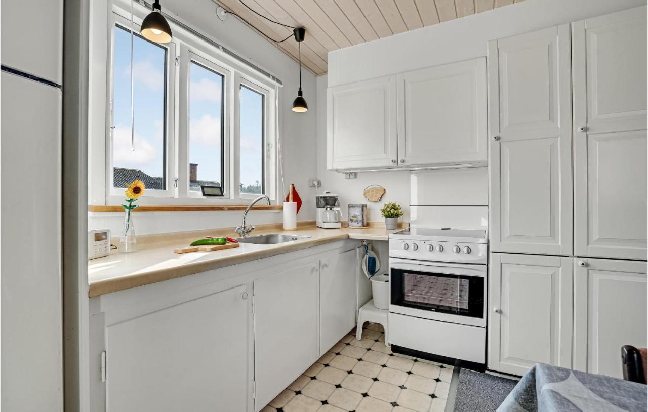 3 Bedroom Lovely Home In Give Uve エクステリア 写真